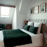 Domaine Des Lumieres 3* Aisonville-et-Bernoville