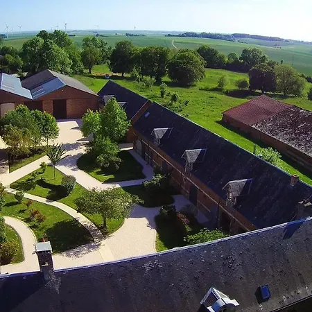 Domaine Des Lumieres & Hotell Aisonville-et-Bernoville