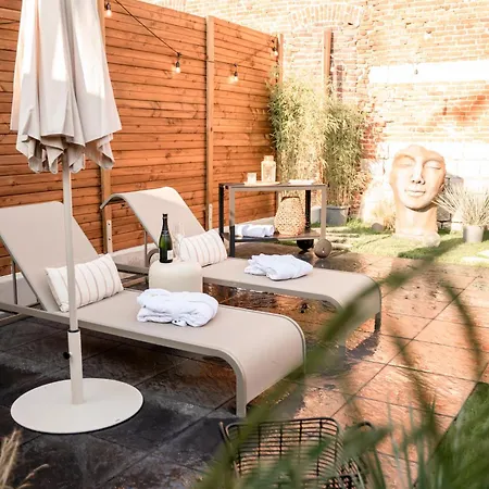 Domaine Des Lumieres & 3* Aisonville-et-Bernoville